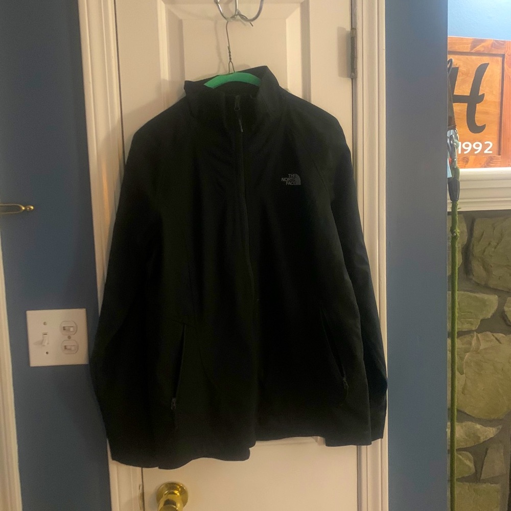 North Face Women’s Apex Softshell Size Large